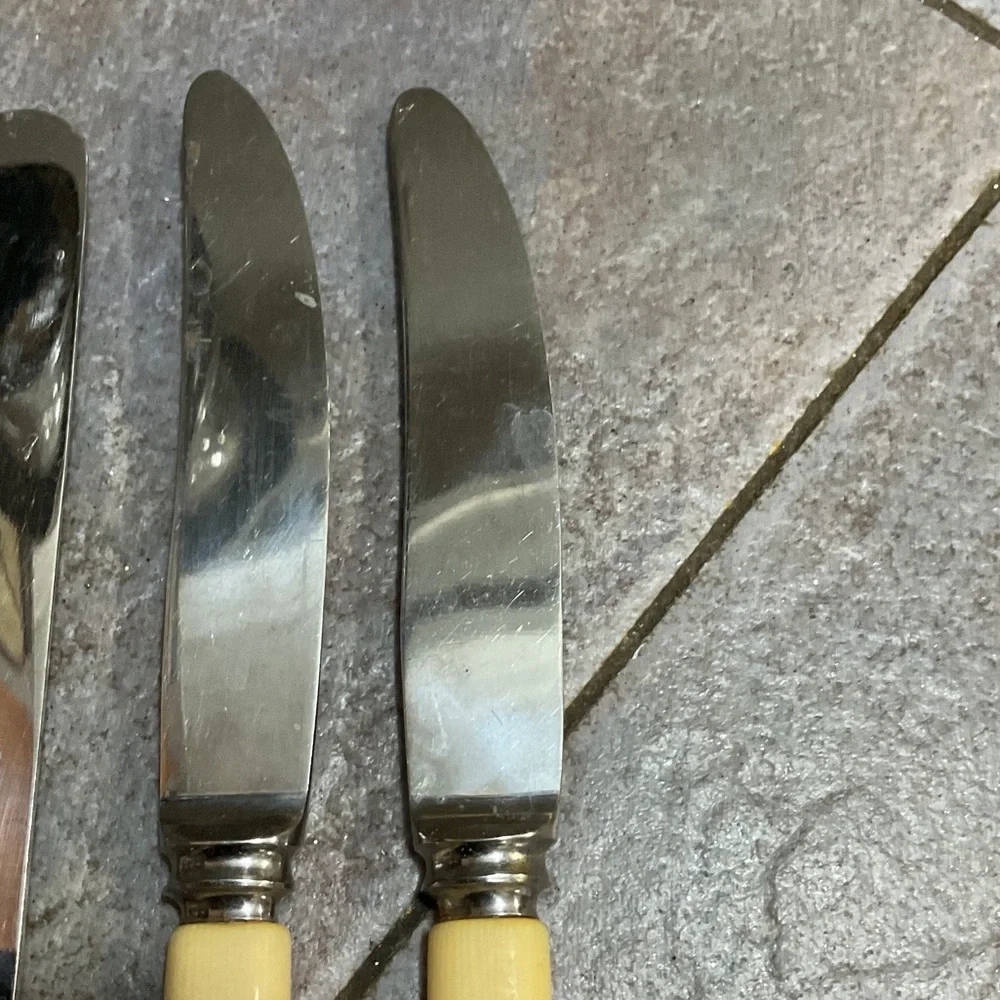 Vintage Cream and Yellow Cutlery Set